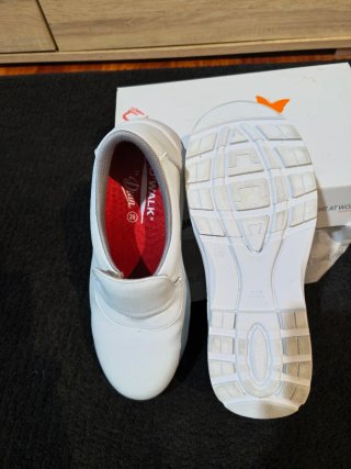 Zapatos de trabajo Dian blancos