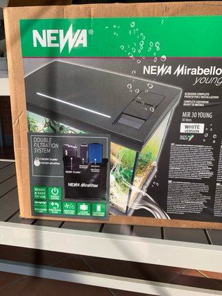Acquario Newa Mirabello Young