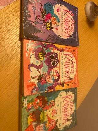 Primeros libros de la colección Anna Kadabra