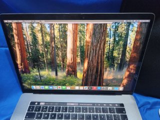 MacBook Pro 15 Intel Core i7 16GB RAM 250GB