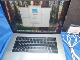MacBook Pro 15 Intel Core i7 16GB RAM 250GB