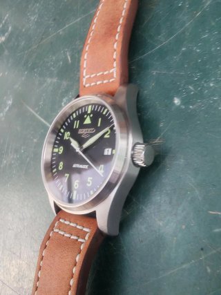 Reloj MOD Seiko Pilot 39mm