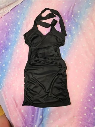 Vestido tubo azul sin tirantes