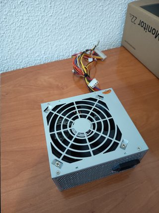 Fuente de alimentación ATX MediaMagic 450W