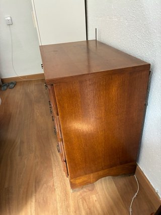 Cómoda de madera