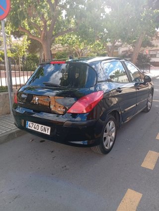 Peugeot 308 Negro