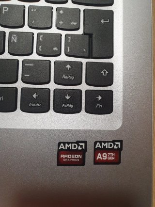 Portátil Lenovo IdeaPad 310S