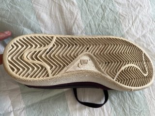 Deportivos Nike Berenjena Talla 38.5