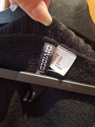 Jersey negro escote pico