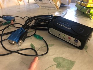 Conmutador Switch KVM USB 2 Puertos VGA Audio