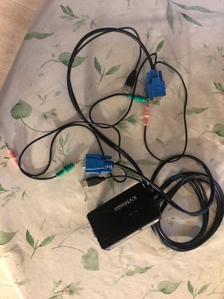 Conmutador Switch KVM USB 2 Puertos VGA Audio