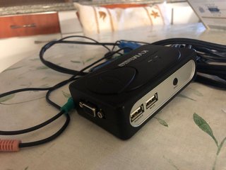 Conmutador Switch KVM USB 2 Puertos VGA Audio