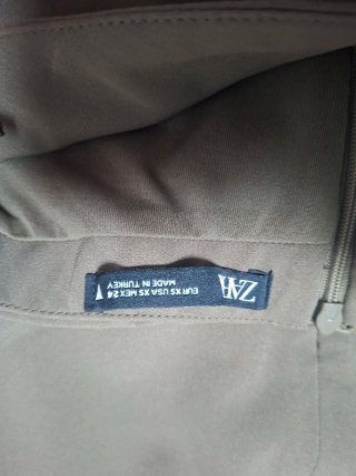 Vestido Zara Beige/Marrón