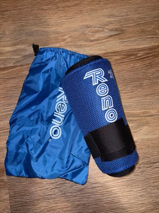 Espinilleras Reno Azul con Bolsa