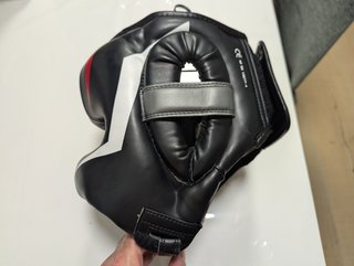 Casco de boxeo Venum Elite Iron
