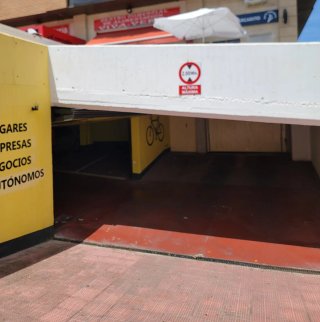 Zona Renfe garaje grande
