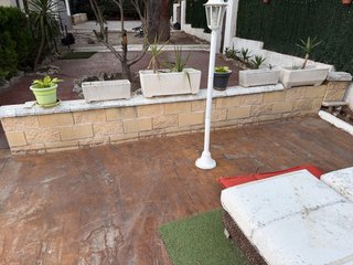 Vasi in terrazzo beige e bianco