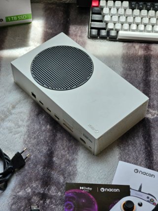 Xbox Series S 512GB + Accesorios.