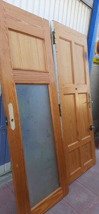 5 Puertas de Madera