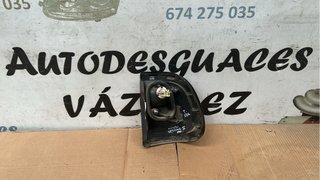 Piloto trasero izquierdo Nissan Terrano II moderno