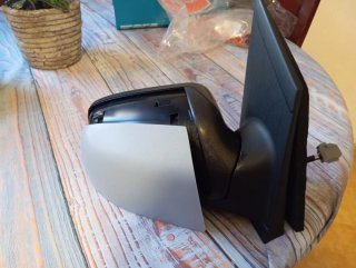 Espejo retrovisor y bieletas