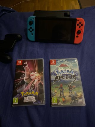Nintendo Switch Azul/Rojo + Accesorios