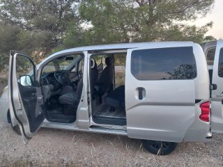 Nissan NV200 2011