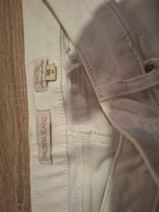 FracominaJeans Blancos Talla 28 roto con pedreria