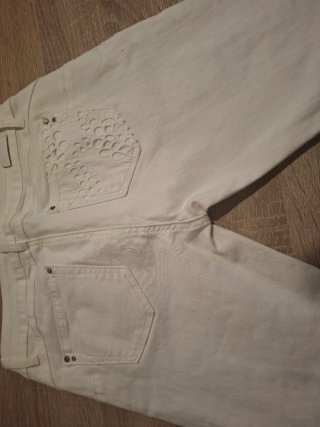 FracominaJeans Blancos Talla 28 roto con pedreria