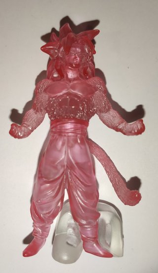 Gachapon Dragon Ball Z Goku SSJ4 transparente