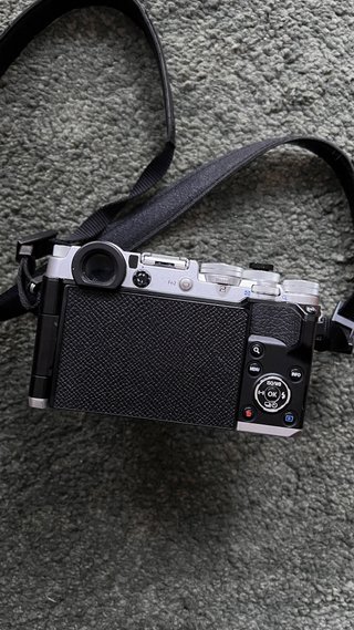 Olympus PEN F Cámara Plata y Negra