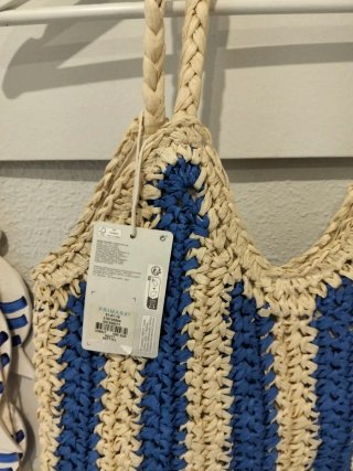 Bolso de playa Primark rayas beige y azul.