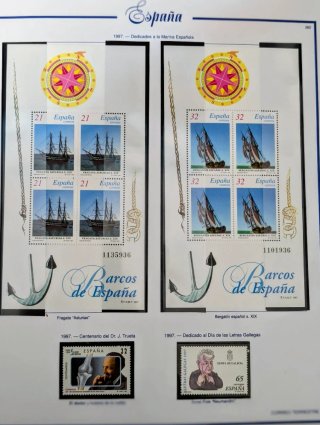 Álbum  Sellos España Monarquia 1997-2002 nuevos**