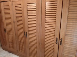 Armario empotrado madera maciza