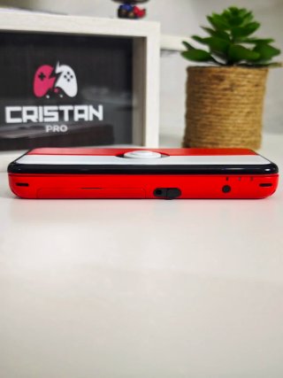 Console Nintendo New 2DS XL Edizione Pokeball