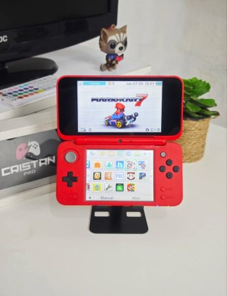 Console Nintendo New 2DS XL Edizione Pokeball