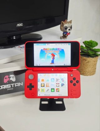 Console Nintendo New 2DS XL Edizione Pokeball
