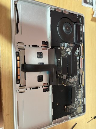 MacBook Pro 2019 per RICAMBI!