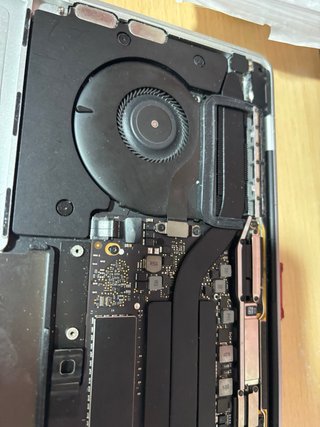 MacBook Pro 2019 per RICAMBI!