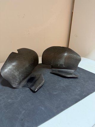 Paratacchi Carbonio Ducati