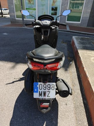 Yamaha NMAX 125 Scooter Automática