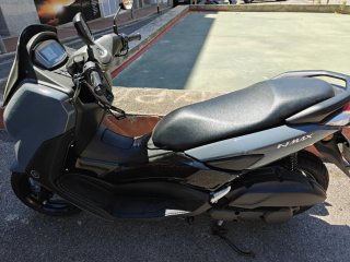 Yamaha NMAX 125 Scooter Automática