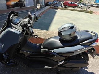 Yamaha NMAX 125 Scooter Automática
