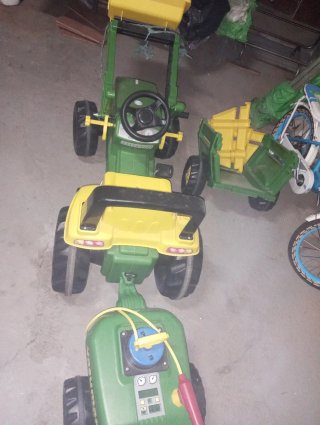 Tractor con remolque y atomizador