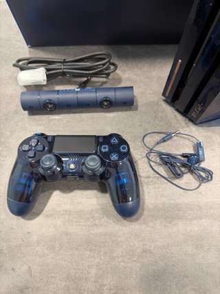 PS4 Pro 500 Millones Edición Limitada
