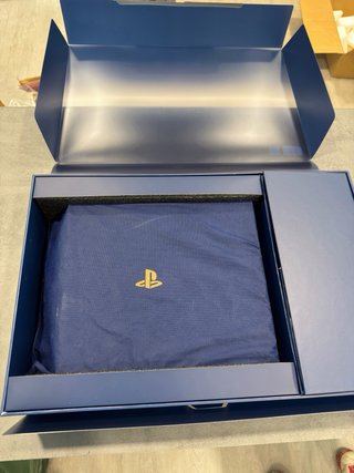 PS4 Pro 500 Millones Edición Limitada