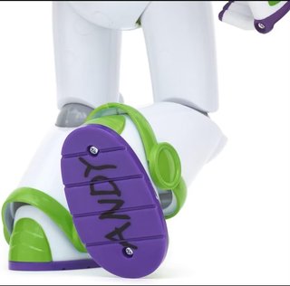 Figura Buzz Lightyear Toy Story Oficial