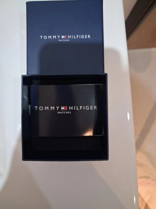 Reloj Tommy Hilfiger Original Dorado y Azul