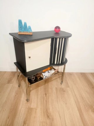 MUEBLE BAR RETRO.