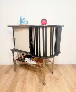 MUEBLE BAR RETRO.